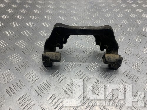 Скоба переднего суппорта для BMW F30 oe 34116850971 разборка бу