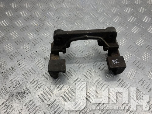 Скоба переднего суппорта для BMW F10 oe 34116796486 разборка бу