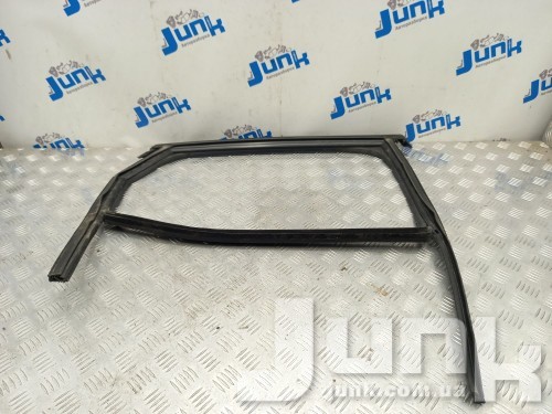 Направляющая стекла задней правой двери для Audi A6 C8 oe 4K5839432B запчасти бу Направляющая стекла задней правой двери для Audi A6 C8 oe 4K5839432B разборка бу