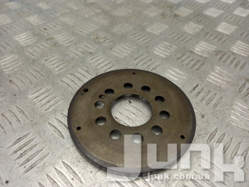 Ротор датчика импульсов oe 059105189K запчасти бу Ротор датчика импульсов oe 059105189K разборка бу