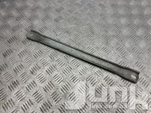 Распорка подрамника для Mercedes W205 oe A2055240147 разборка бу