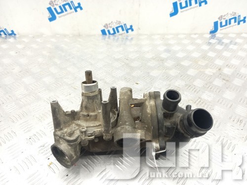 Насос системы охлаждения для Audi S6 C7 oe 079121013R запчасти бу Насос системы охлаждения для Audi S6 C7 oe 079121013R разборка бу