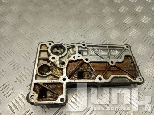 Крышка блока двигателя для Audi S6 C7 oe 079103704N запчасти бу Крышка блока двигателя для Audi S6 C7 oe 079103704N разборка бу