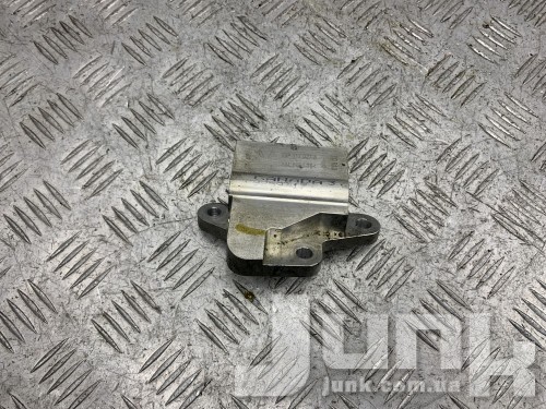 Термостат охлаждения масла для Вольксваген Tiguan 2 oe 09P317027A запчасти бу Термостат охлаждения масла для Вольксваген Tiguan 2 oe 09P317027A разборка бу