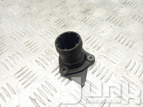 Фланец системы охлаждения для Audi S6 C7 oe 079121137M запчасти бу Фланец системы охлаждения для Audi S6 C7 oe 079121137M разборка бу