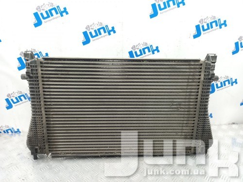 Радиатор интеркулера для Audi A3 8V oe 5Q0145803K разборка бу
