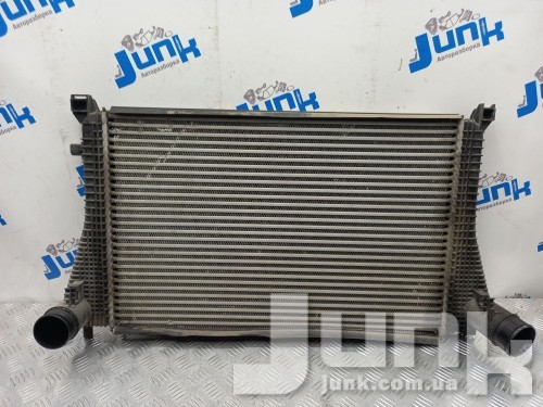 Радиатор интеркулера для Вольксваген Golf R 7 oe 5Q0145803P запчасти бу Радиатор интеркулера для Вольксваген Golf R 7 oe 5Q0145803P разборка бу