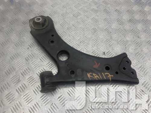 Рычаг передний нижний правый для Jeep Renegade oe 68247999AA разборка бу