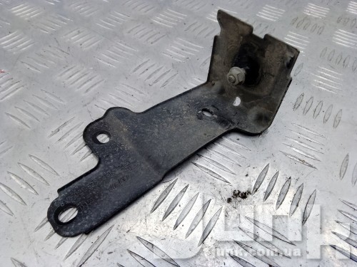 Кронштейн антенны для Audi S3 8V oe 8V5035525 разборка бу