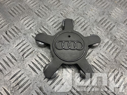 Заглушка в диск для Audi A6 C7 oe 4F0601165N разборка бу