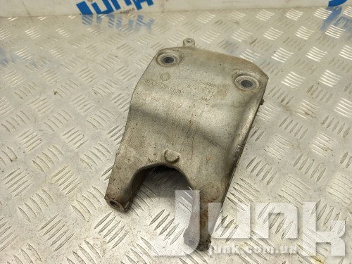 Опора промежуточного вала для Mercedes C117 CLA oe A2702230138 разборка бу