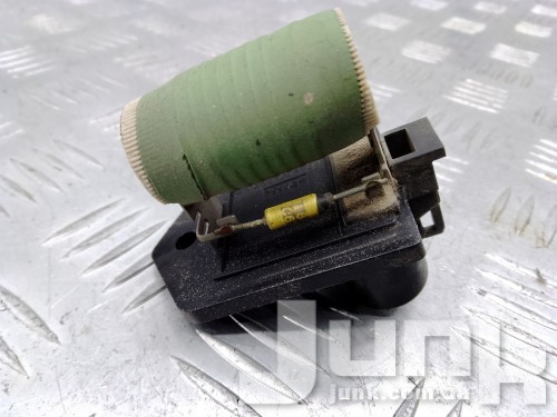 Резистор (сопротивление) вентилятора для Jeep Renegade oe 68247207AA запчасти бу Резистор (сопротивление) вентилятора для Jeep Renegade oe 68247207AA разборка бу