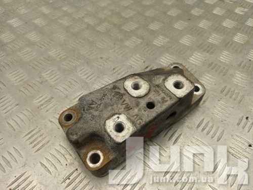 Кронштейн опоры акпп для Вольксваген Golf R 7 oe 1K0199117AM разборка бу