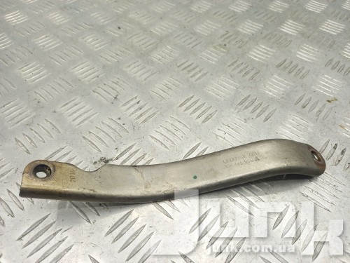 Кронштейн крепления турбины для Audi A3 8V oe 06K145536A разборка бу