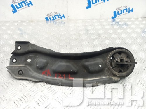 Рычаг задней подвески нижний продольный левый для Mercedes C117 CLA oe A2463500406 разборка бу