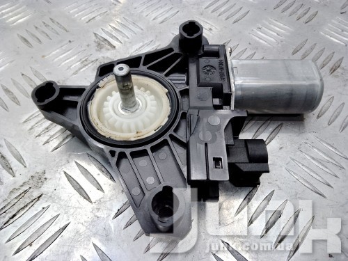 моторчик стеклоподъемника двери задней левой для Jeep Renegade oe 68268766AA запчасти бу моторчик стеклоподъемника двери задней левой для Jeep Renegade oe 68268766AA разборка бу