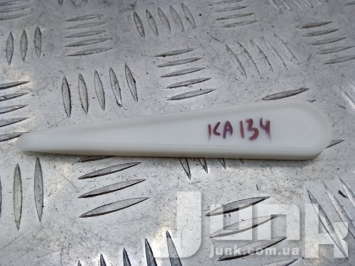 Монтажный инструмент для Audi Q3 (8U) oe 8U0012150 запчасти бу Монтажный инструмент для Audi Q3 (8U) oe 8U0012150 разборка бу