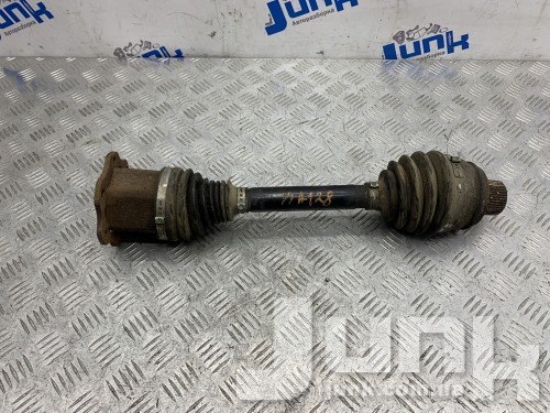 Полуось передняя левая/правая для Audi A4 B8 oe 8K0407271AJ запчасти бу Полуось передняя левая/правая для Audi A4 B8 oe 8K0407271AJ разборка бу