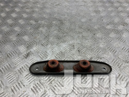 Кронштейн глушителя для Audi A3 8V oe 1K0253144AE разборка бу