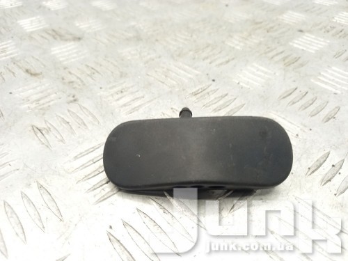 Форсунка омывателя лобового стекла левая oe 8V5955987E разборка бу