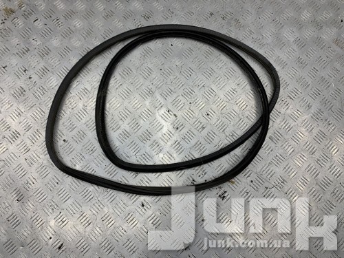 Уплотнитель люка для Audi S5 B8 oe 8T0877209C запчасти бу Уплотнитель люка для Audi S5 B8 oe 8T0877209C разборка бу