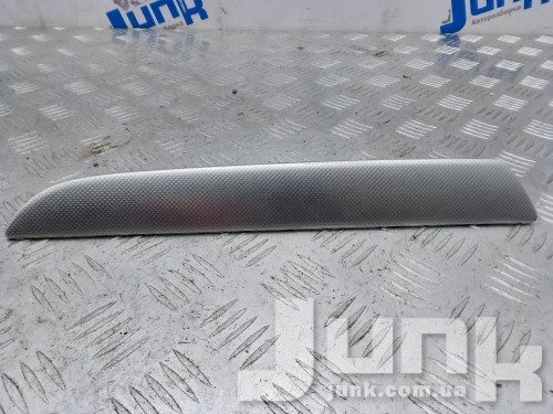 Накладка торпедо декоративная для Audi A4 B8 oe 8K1853190APAR8 разборка бу
