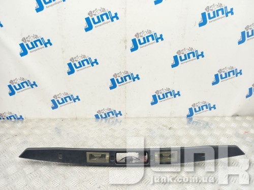 Накладка крышки багажника для Jeep Cherokee KL oe 1US62RXFAC разборка бу