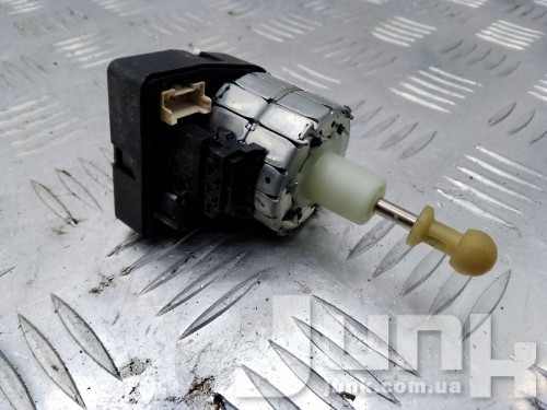 Двигатель корректора фар для Porsche Cayenne 2 92A разборка бу