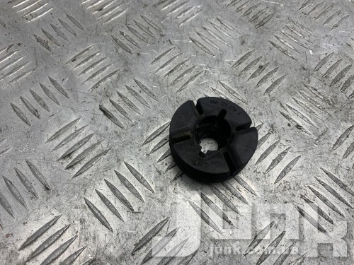 Втулка крепления радиатора для Audi S4 B8 oe 8K0121276A разборка бу