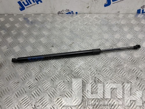 Амортизатор крышки багажника правый для Mazda CX-30 oe DFR562620A запчасти бу Амортизатор крышки багажника правый для Mazda CX-30 oe DFR562620A разборка бу