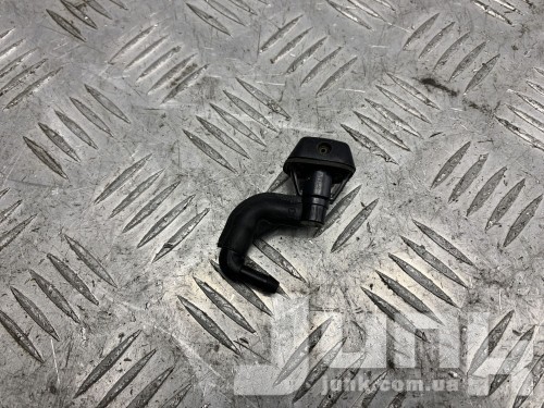 Форсунка омывателя заднего стекла для Mazda CX-30 oe DGH96752Y запчасти бу Форсунка омывателя заднего стекла для Mazda CX-30 oe DGH96752Y разборка бу