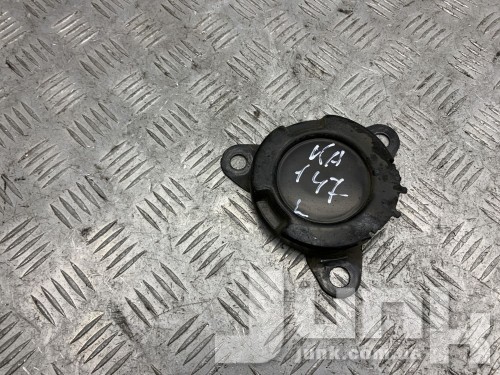 Защитный кожух ступицы для Jeep Grand Cherokee oe 68291589AA запчасти бу Защитный кожух ступицы для Jeep Grand Cherokee oe 68291589AA разборка бу