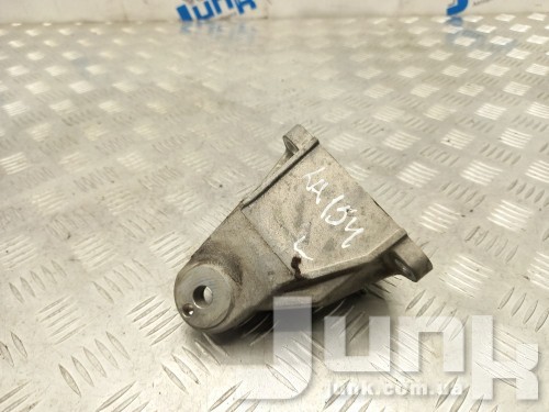 Кронштейн подушки (опоры) двигателя левой для Lexus IS oe 1230231010 запчасти бу Кронштейн подушки (опоры) двигателя левой для Lexus IS oe 1230231010 разборка бу