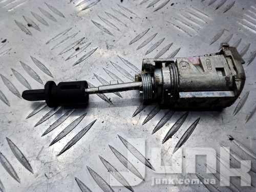 Личинка замка левой двери для Audi S4 B8 oe 107837167BF запчасти бу Личинка замка левой двери для Audi S4 B8 oe 107837167BF разборка бу