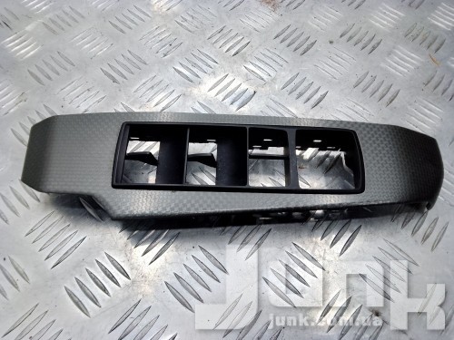 Накладка кнопок стеклоподъемника передняя левая дверь для Lexus IS oe 7423253250C0 разборка бу