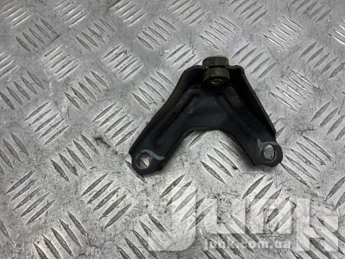 Кронштейн впускного коллектора для Jeep Compass 2 oe 04627685AB разборка бу