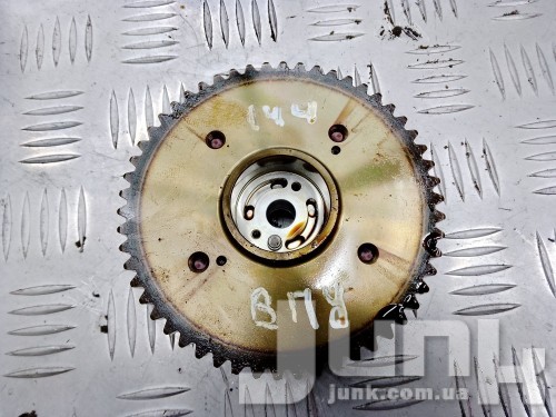 Шестерня впускного распредвала для Hyundai Elantra GT oe 243502E001 разборка бу