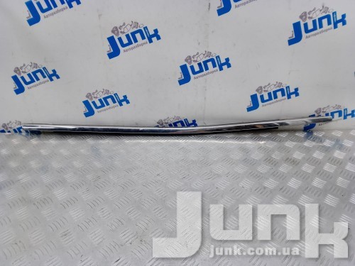 Молдинг стекла передней правой двери для Jeep Cherokee KL oe 68142972AC разборка бу