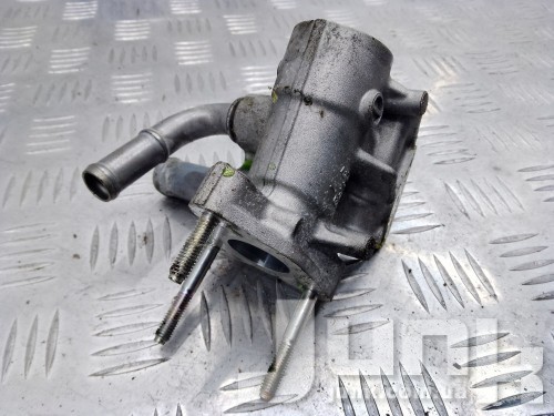 Фланец системы охлаждения для Mazda CX-5 (KF) oe PYFB1519YE разборка бу