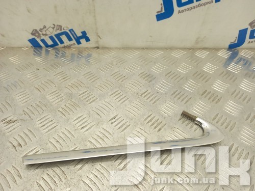 Молдинг глухого стекла хром левый для Audi S4 B8 oe 8K5853345C2ZZ запчасти бу Молдинг глухого стекла хром левый для Audi S4 B8 oe 8K5853345C2ZZ разборка бу