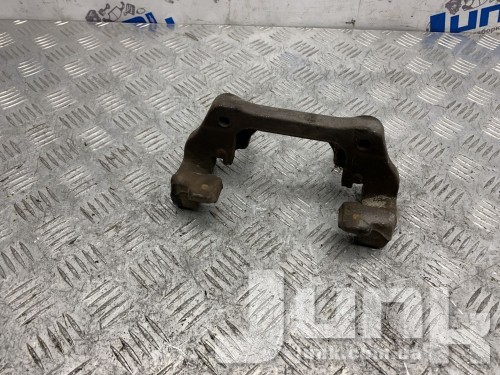 Скоба переднего суппорта для BMW F30 oe 34116850971 разборка бу