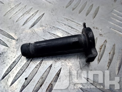 Палец крепления радиатора oe WHT001506A разборка бу