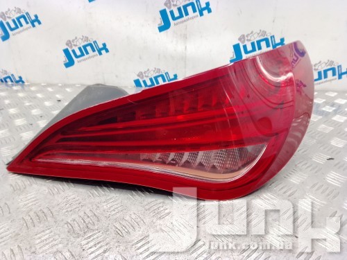 Фонарь правый в крыле для Mercedes C117 CLA oe A1179060801 разборка бу