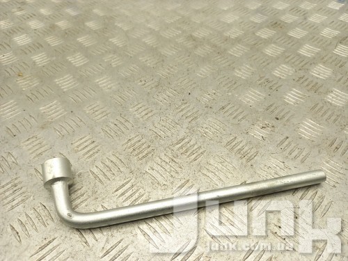 Балонный ключ для Subaru Forester 4 SJ oe 97017FJ000 разборка бу