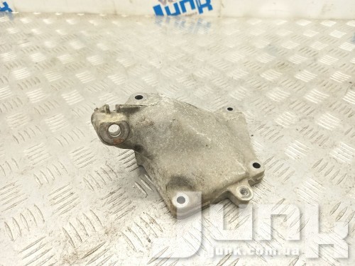 Кронштейн двигателя правый для Mercedes GL X164 oe A2722234204 запчасти бу Кронштейн двигателя правый для Mercedes GL X164 oe A2722234204 разборка бу