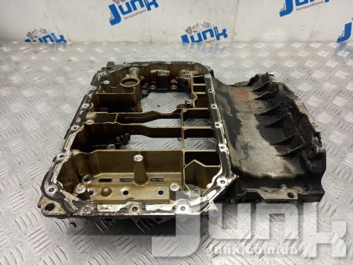 Поддон масляный верхняя часть для Audi A6 C7 oe 06E103601AP запчасти бу Поддон масляный верхняя часть для Audi A6 C7 oe 06E103601AP разборка бу