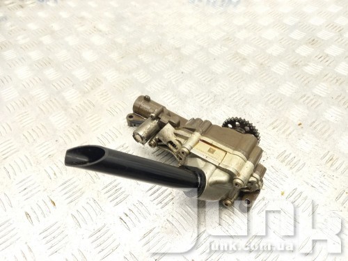 Масляный насос для Mercedes C117 CLA oe A2701800000 разборка бу