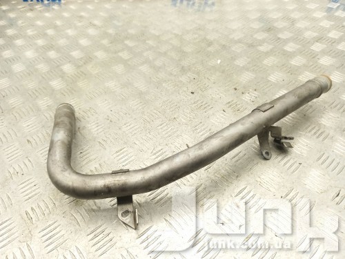 Трубка системы охлаждения для Mercedes C117 CLA oe A2702032902 разборка бу