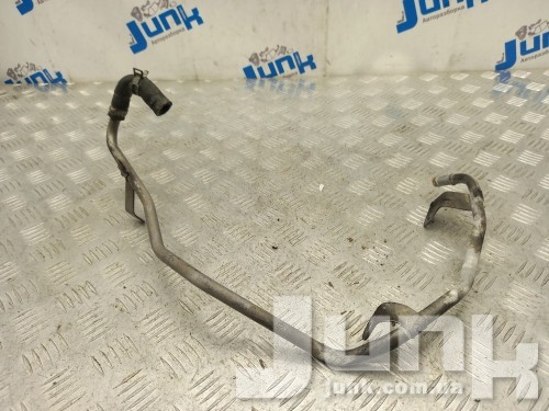 Трубка системы охлаждения для Mercedes C117 CLA oe A2702000700 разборка бу