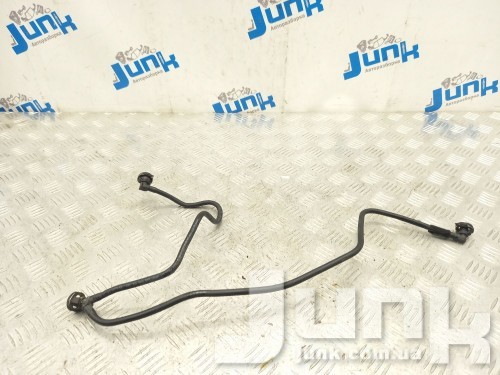 Трубка системы охлаждения для Mercedes C117 CLA oe A2465010325 разборка бу